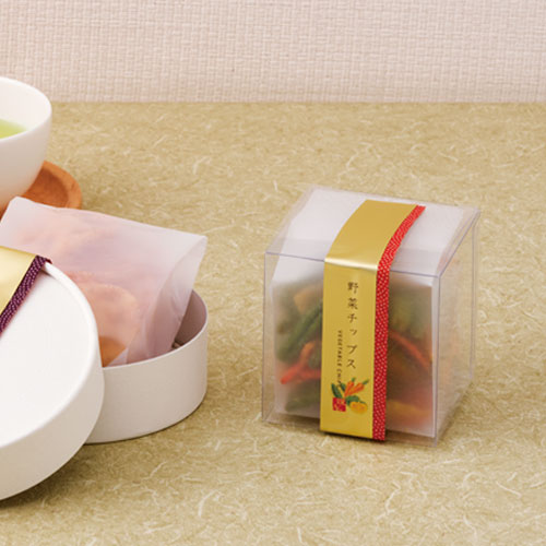 野菜チップス　透明ボックス　パッケージ